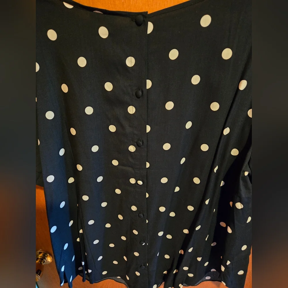 NWT Ava & Viv Polka Dot Top Size 1X - Picture 3 of 6